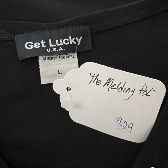 “If I Don’t Remember It Didn’t Happen” tee shirt. Fun and funny tee shirt. - Picture 2 of 2